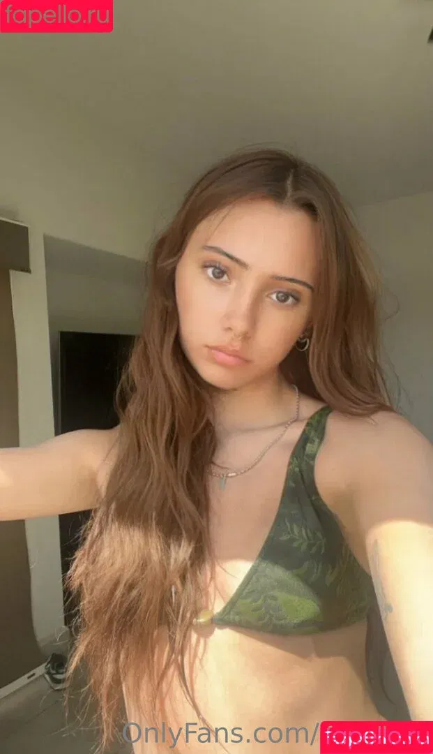 isabellaroy / izabellaroy Onlyfans Photo Gallery 