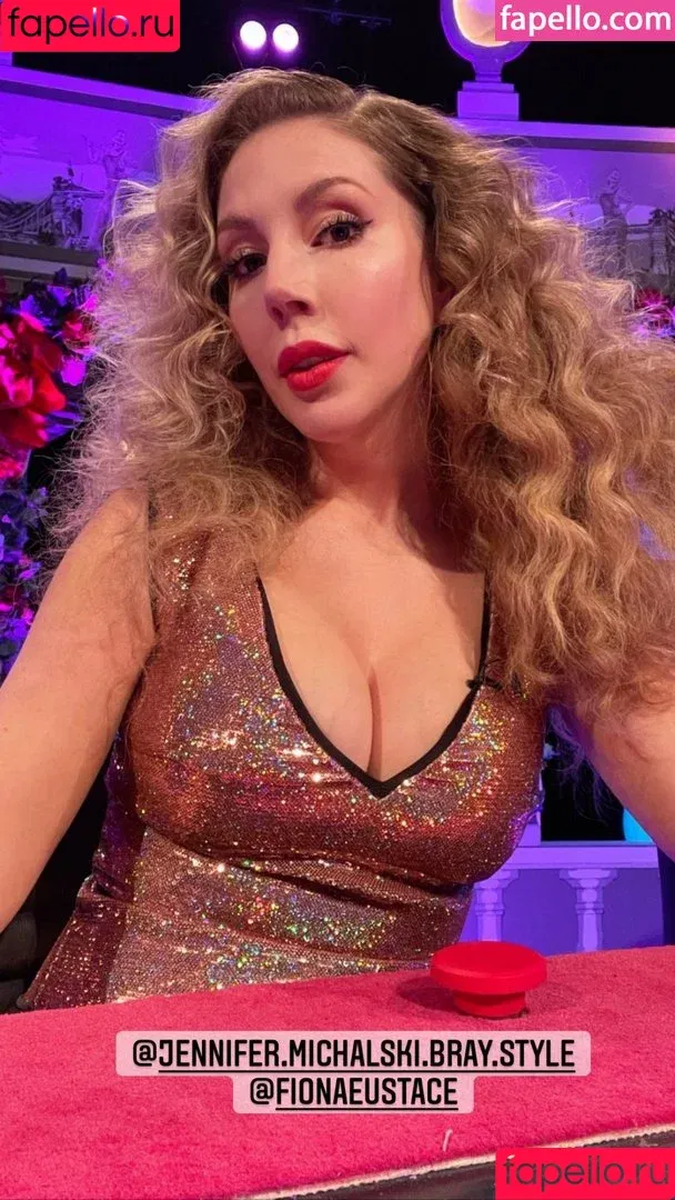 Katherine Ryan / kateryan / kathbum Onlyfans Photo Gallery 