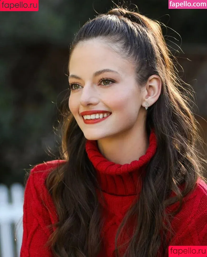 Mackenzie Foy / mackenziefoy Onlyfans Photo Gallery 