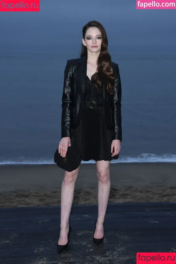 Mackenzie Foy / mackenziefoy Onlyfans Photo Gallery 