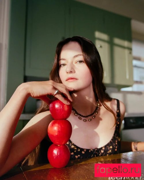 Mackenzie Foy Nude Onlyfans Photo 26