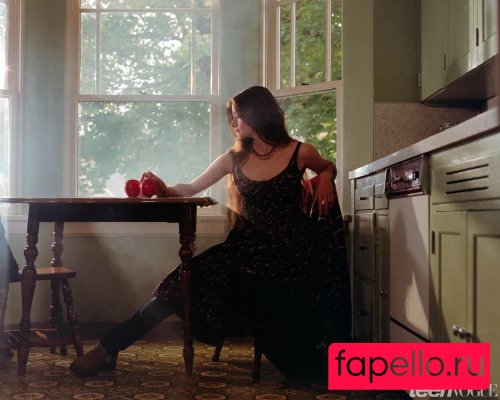 Mackenzie Foy Nude Onlyfans Photo 25