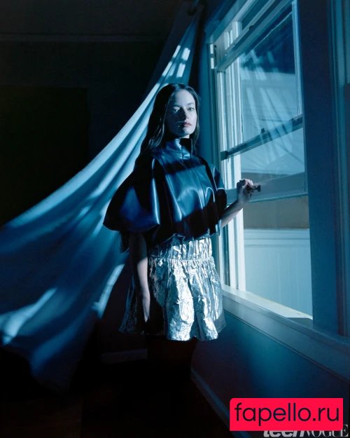 Mackenzie Foy Nude Onlyfans Photo 16