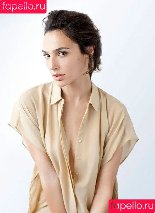 Gal Gadot / gal_gadot / https: / inked_hriss Onlyfans Photo Gallery 