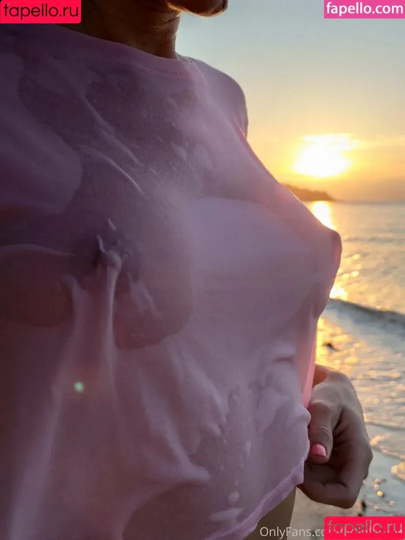 little.nicole / ni.coldest Onlyfans Photo Gallery 