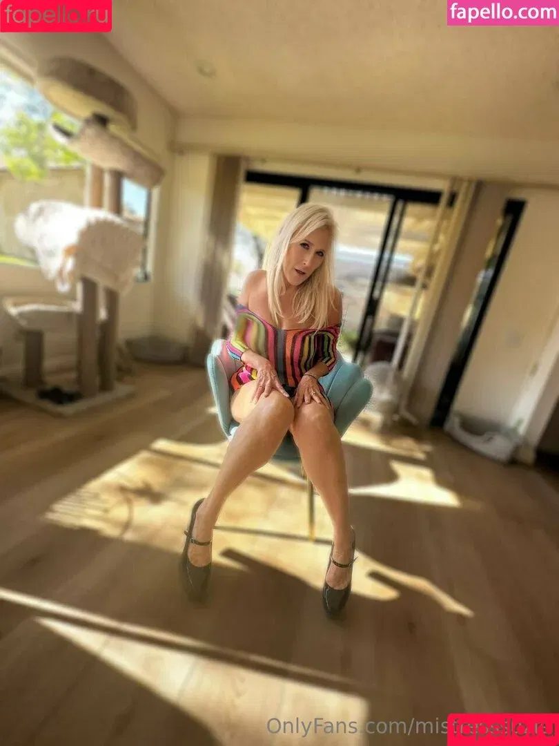 mistress.suzy / mistresssuzie Onlyfans Photo Gallery 