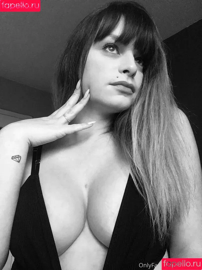 gina001 Onlyfans Photo Gallery 