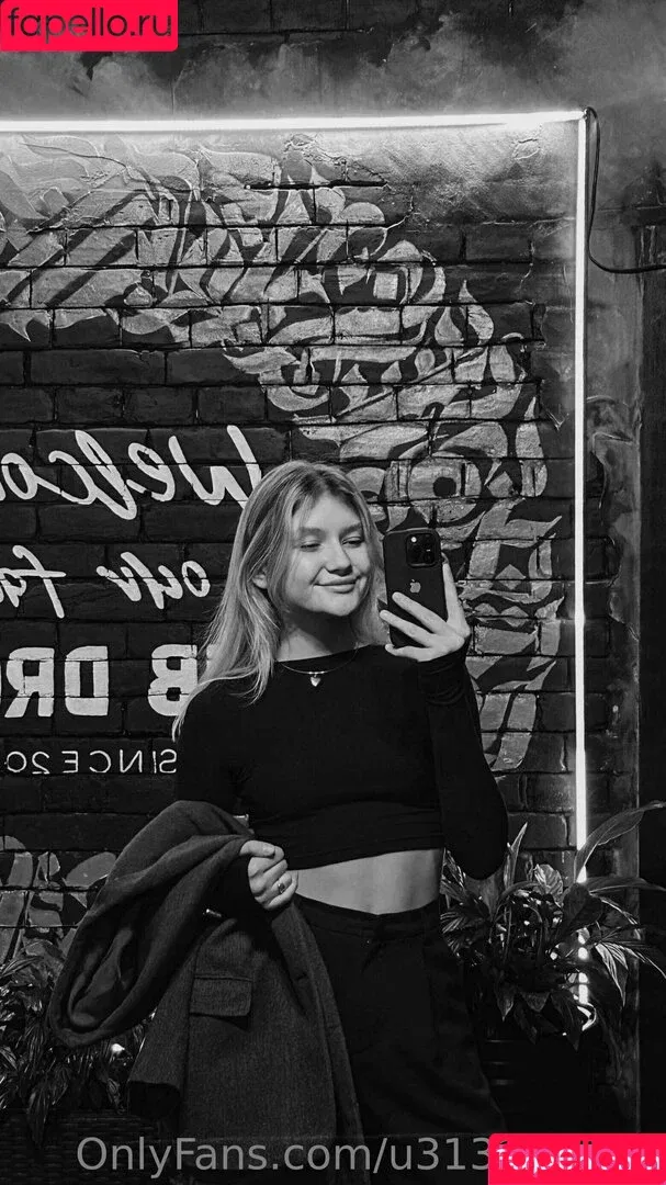 pervokative / pervokursnica Onlyfans Photo Gallery 