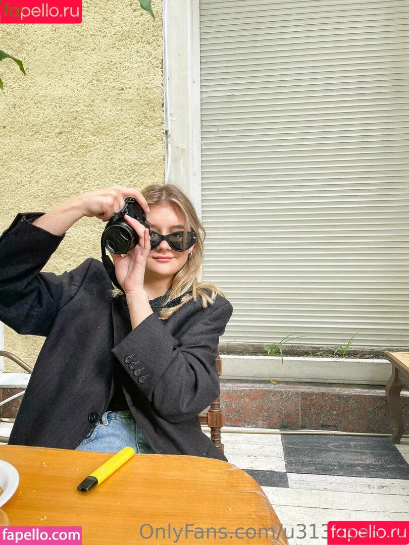 pervokative / pervokursnica Onlyfans Photo Gallery 