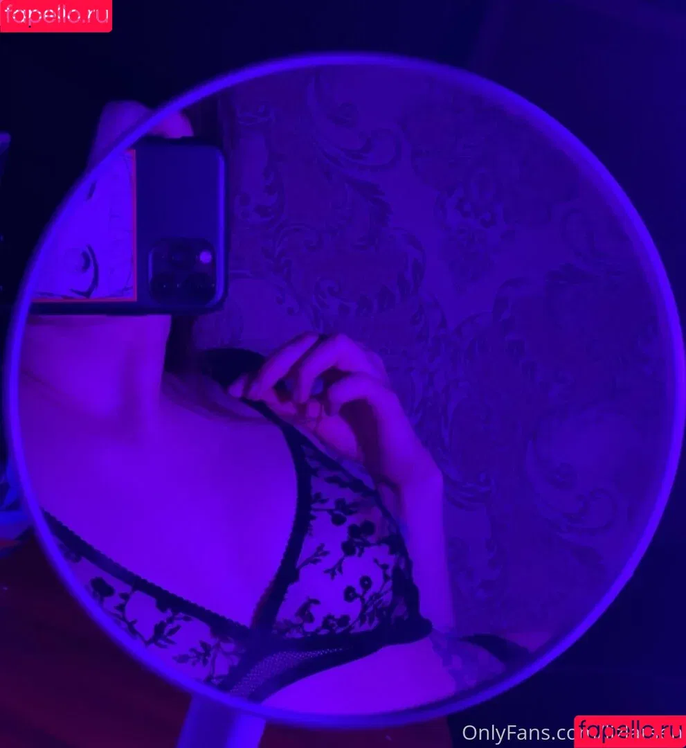 lizlarsen / lizthelarsen Onlyfans Photo Gallery 