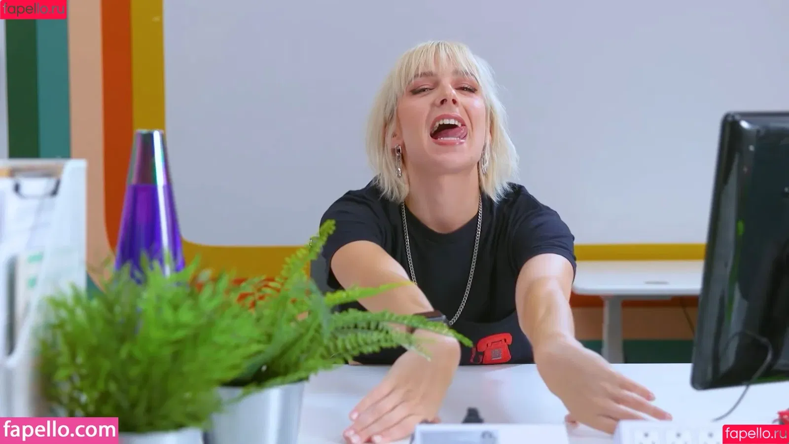 Courtney Miller / co_mill / courtney.miller / typicalvlogs Onlyfans Photo Gallery 