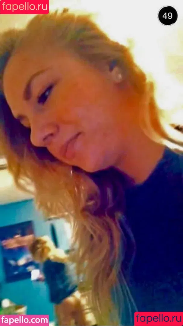 Courtney Miller / co_mill / courtney.miller / typicalvlogs Onlyfans Photo Gallery 