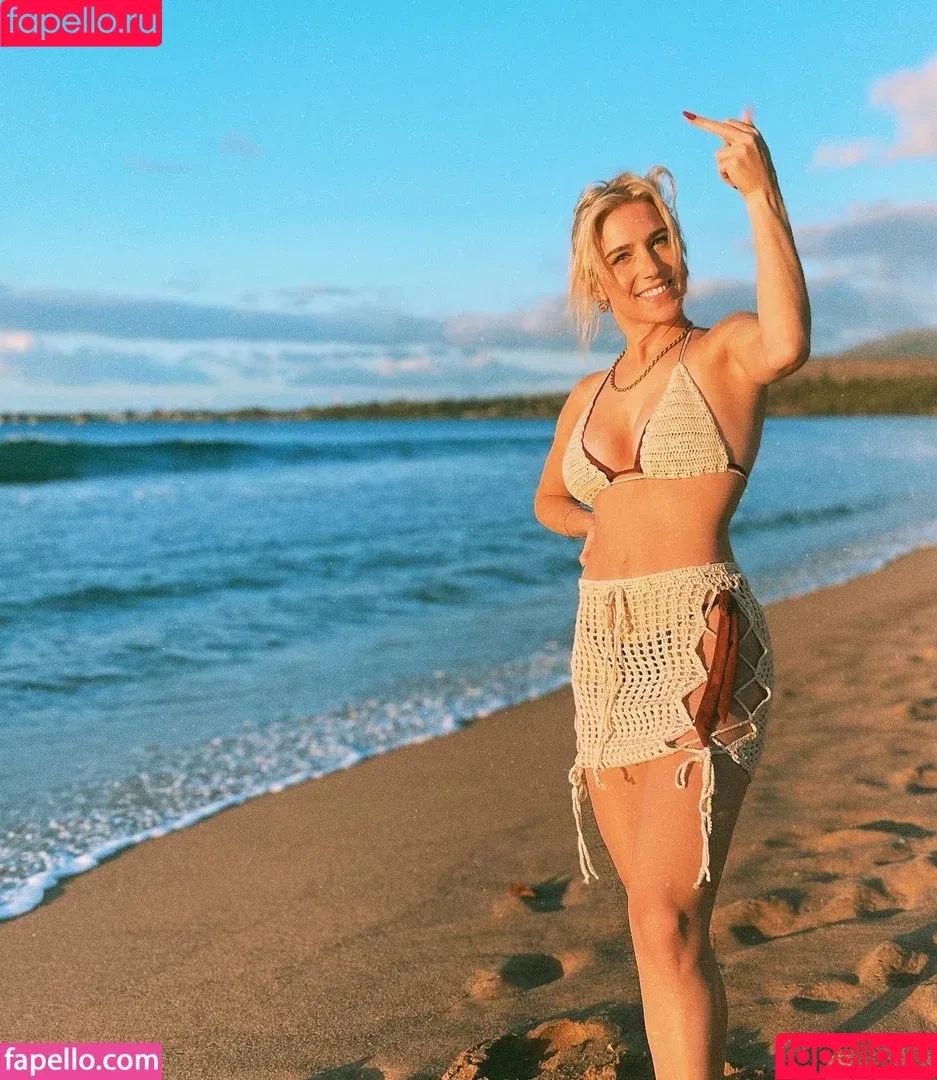 Courtney Miller / co_mill / courtney.miller / typicalvlogs Onlyfans Photo Gallery 