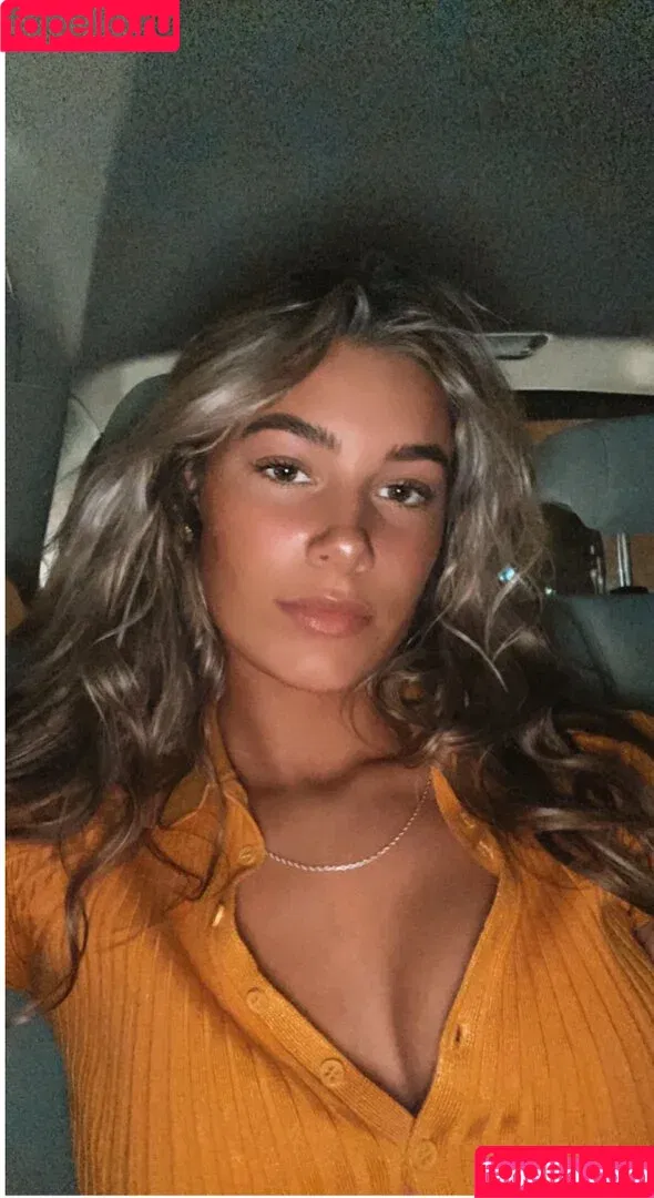 Verena Stoerchle / verenastoerchle / violaversace / violaversacee Onlyfans Photo Gallery 