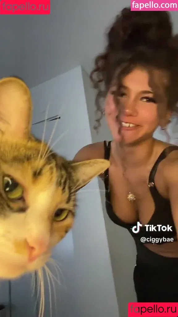 Zendaya lookalike / ciggybae / gypsybaehere / homeskilla_whitnit Onlyfans Photo Gallery 