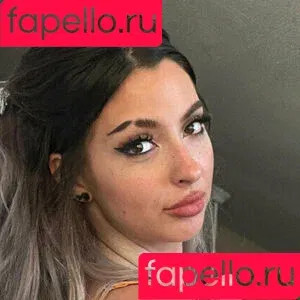 freevixly / xsarah_amyx Onlyfans Photo Gallery 