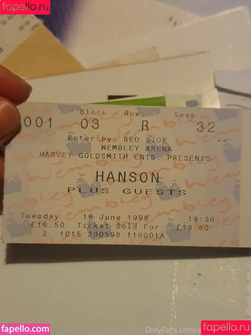 _amber_mae_ / amber_mae_uk Onlyfans Photo Gallery 