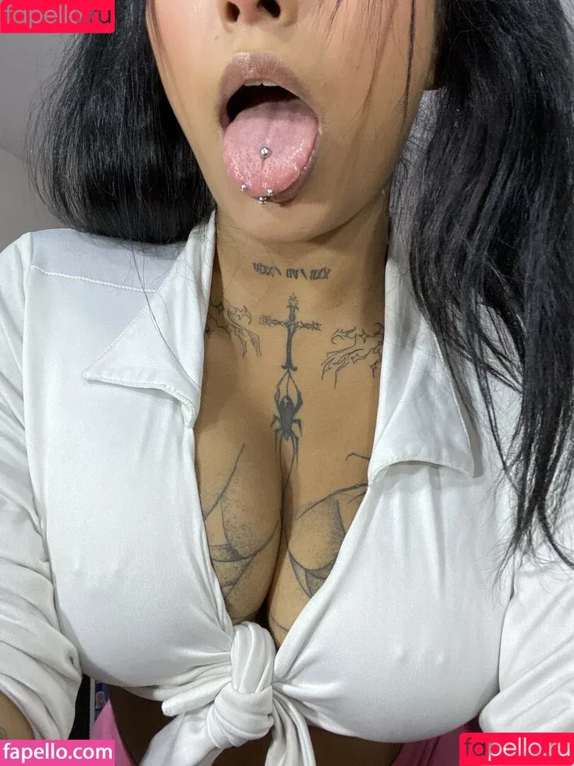 shalydaniela / shalydaniela_ Onlyfans Photo Gallery 