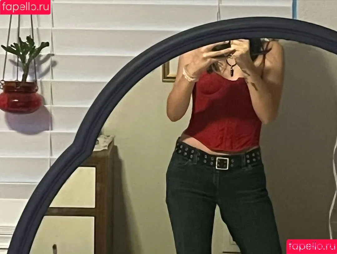 Sage ASMR / sageasmr44 / sagetheflame / ssageasmrr Onlyfans Photo Gallery 