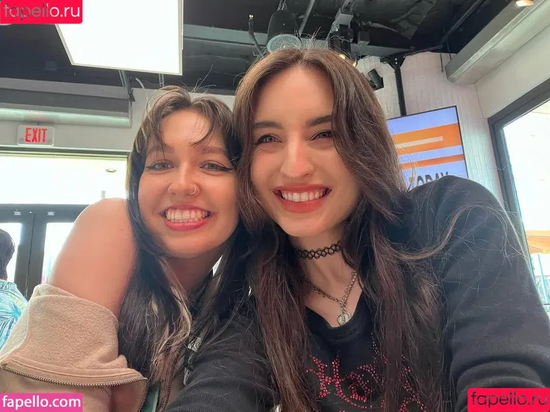 Sage ASMR / sageasmr44 / sagetheflame / ssageasmrr Onlyfans Photo Gallery 