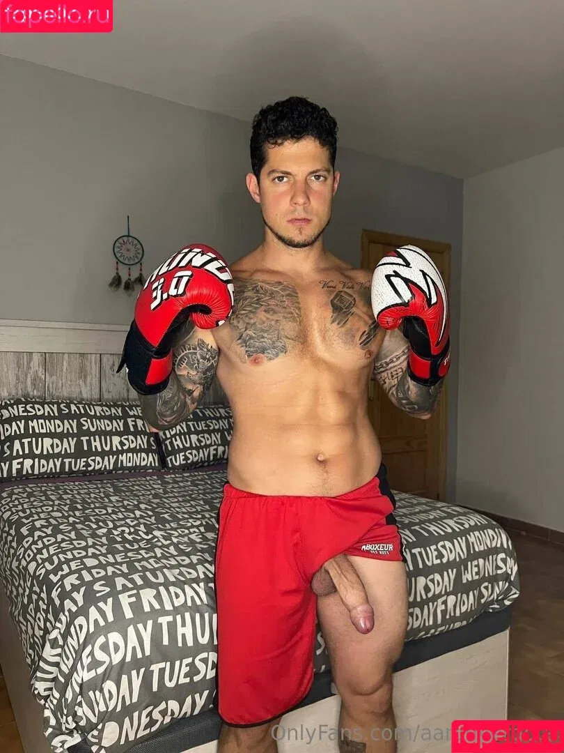 aaronvergota / azzverga Onlyfans Photo Gallery 