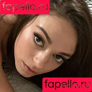 Sophia Burns / sophiaburns888 / sophiaburnsx Onlyfans Photo Gallery 