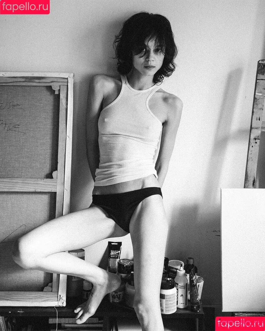 Gabrielle Rul / gabriellaellysefree / gabrielle.rul Onlyfans Photo Gallery 