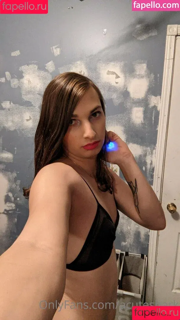 acuteshark / nextshark Onlyfans Photo Gallery 