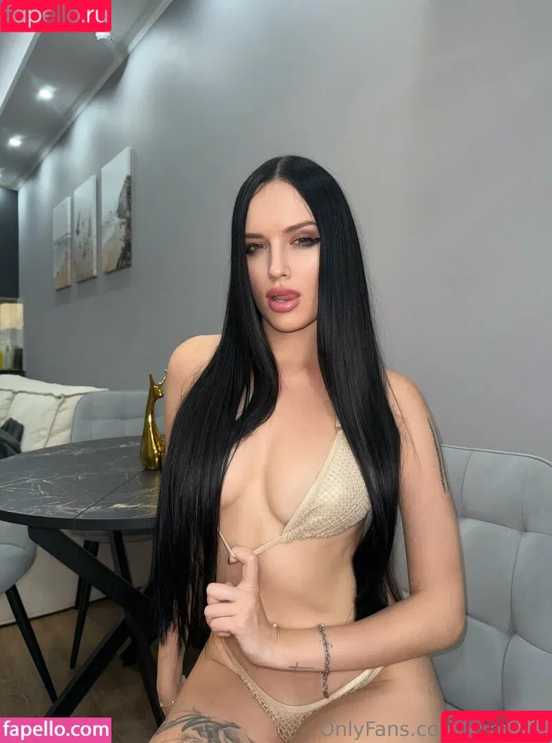 xxmilla / xxmillaa Onlyfans Photo Gallery 