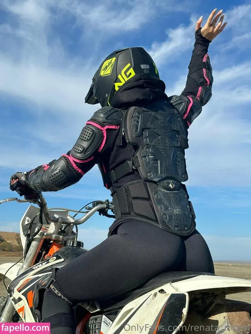 Emiliabear Onlyfans Photo Gallery 