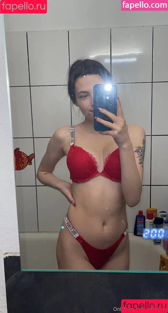 Svenja Haas / svenjaa.rl9 / svenjaaa / svenjaarl9 / svenjalewy Onlyfans Photo Gallery 