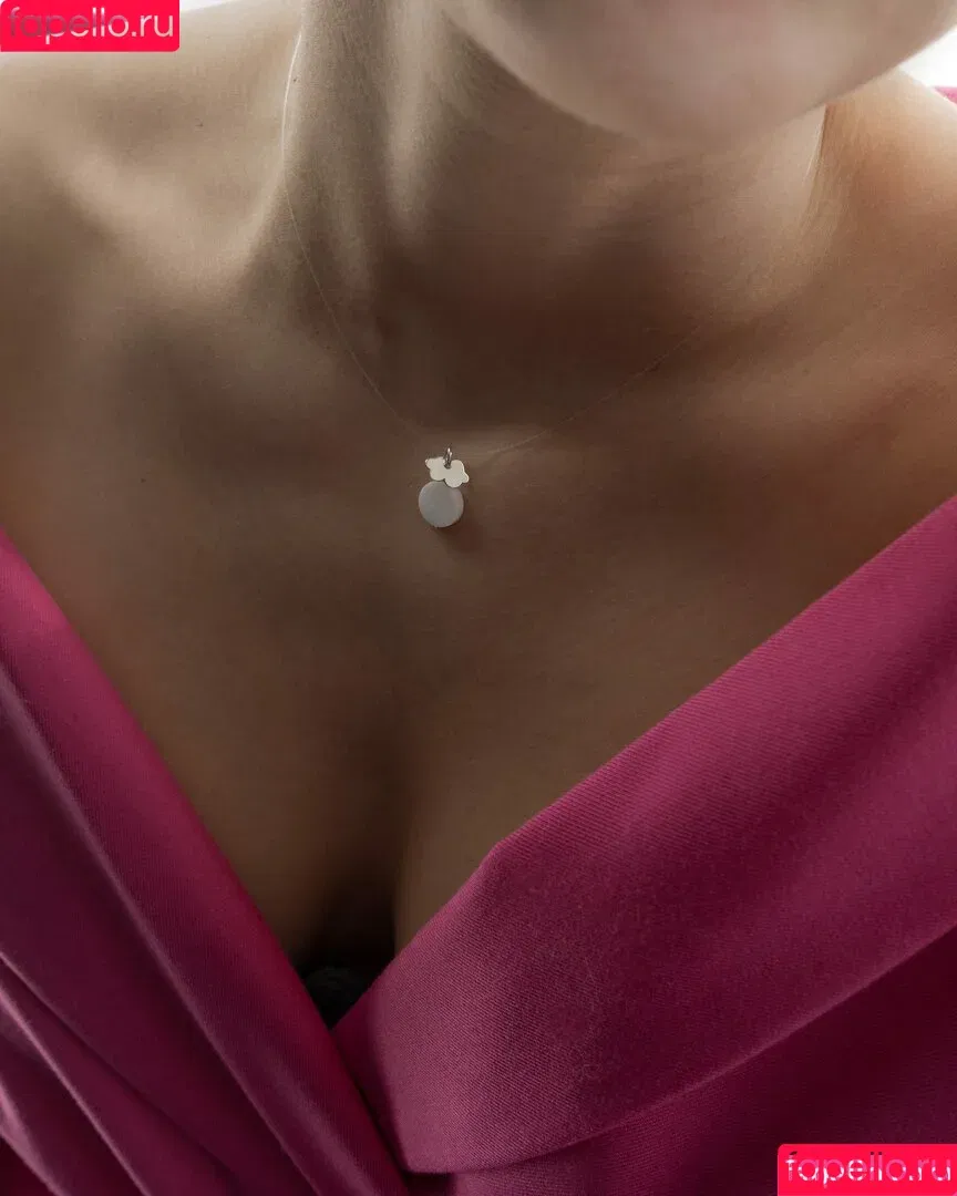 lunapearl Onlyfans Photo Gallery 