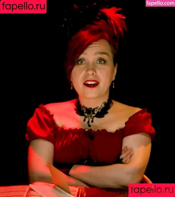 Ellen Rose / ellenrosee / icklenellierose / outsidextra Onlyfans Photo Gallery 