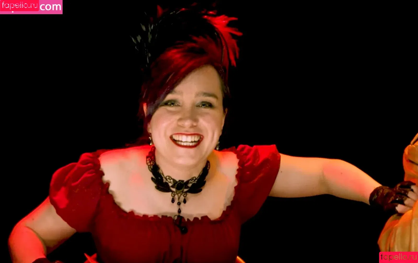 Ellen Rose / ellenrosee / icklenellierose / outsidextra Onlyfans Photo Gallery 