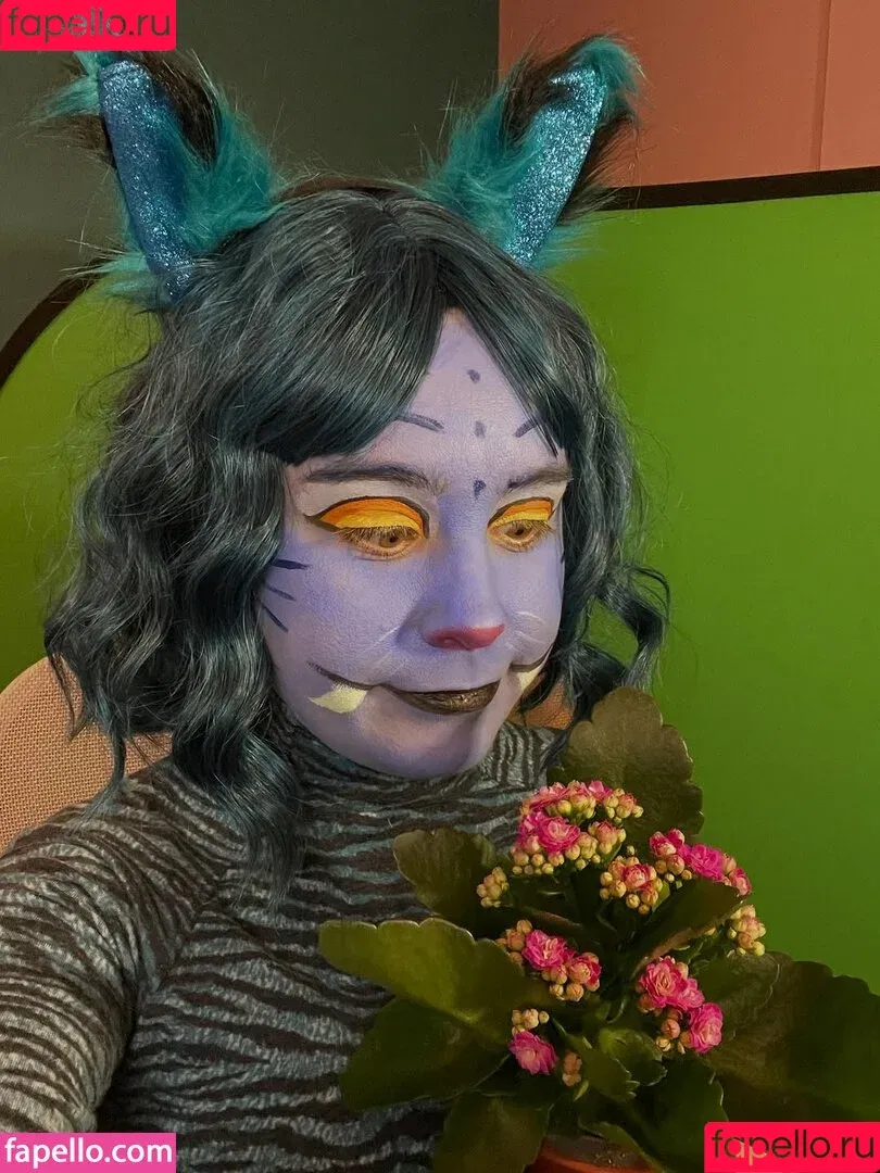 Ellen Rose / ellenrosee / icklenellierose / outsidextra Onlyfans Photo Gallery 