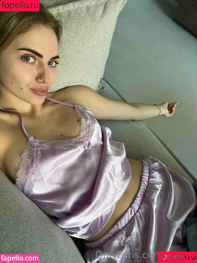 eva_e Onlyfans Photo Gallery 