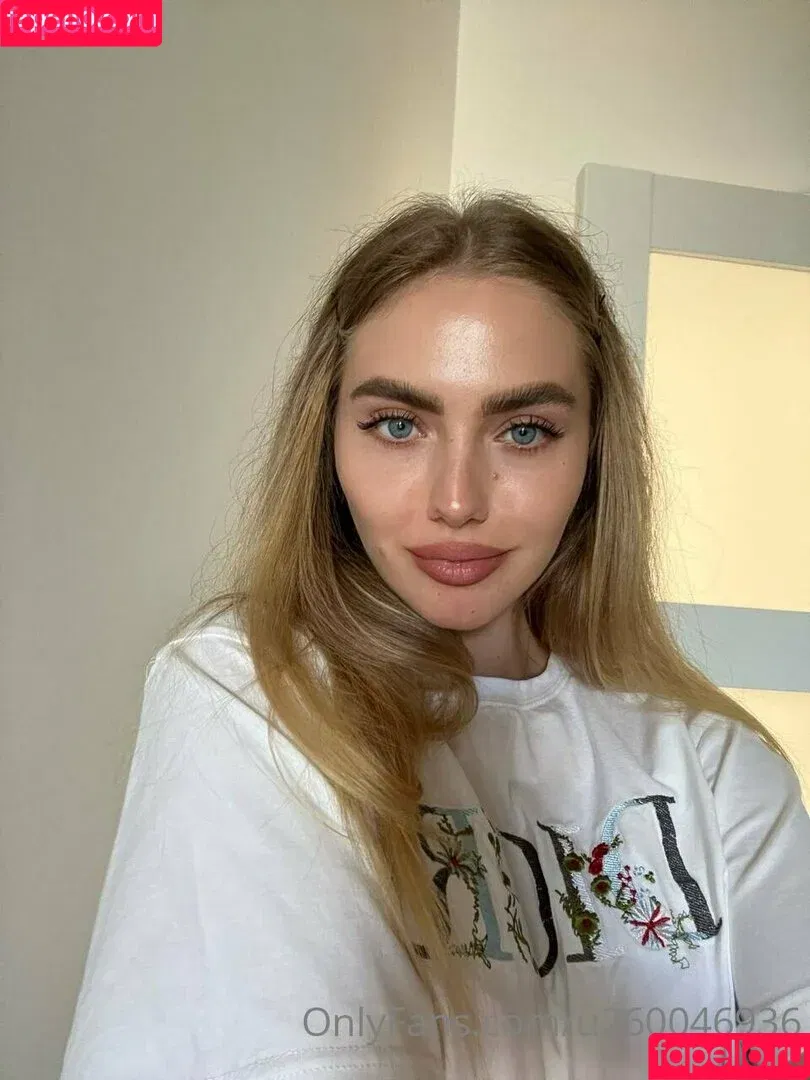 eva_e Onlyfans Photo Gallery 