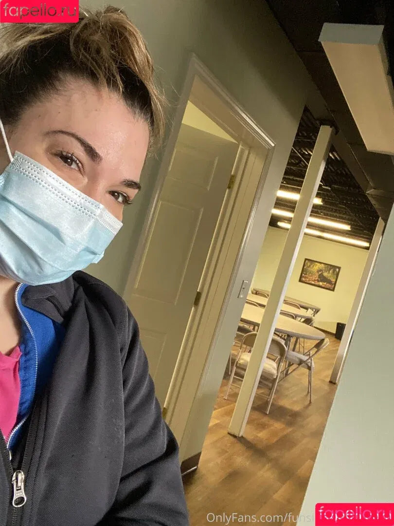 about_the_beard / funsizedbr0wneyes Onlyfans Photo Gallery 