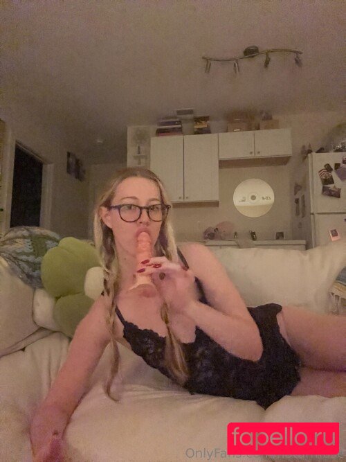 Nikki Nude Onlyfans Photo 19