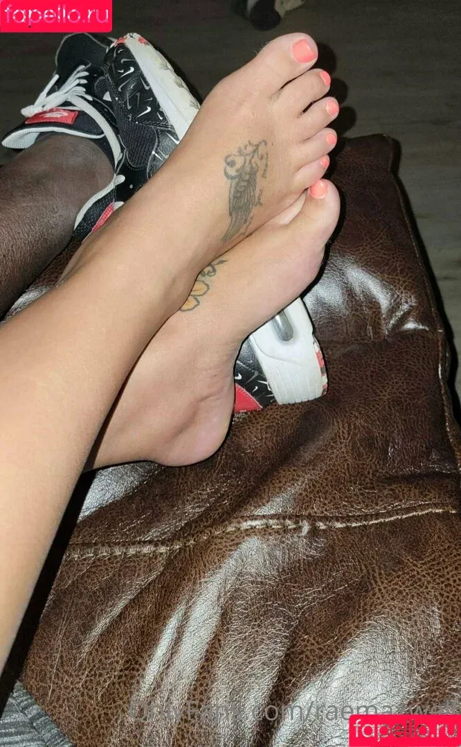 gwingotaku / raemaxwell Onlyfans Photo Gallery 