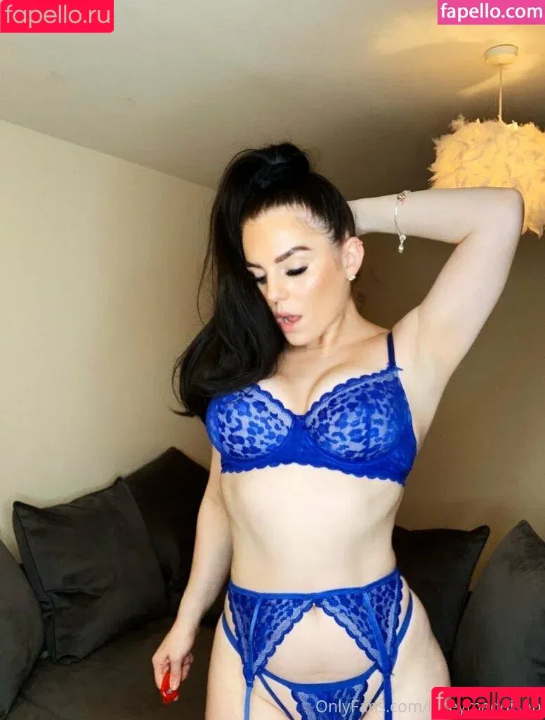 house.ofbells / ofbelles Onlyfans Photo Gallery 