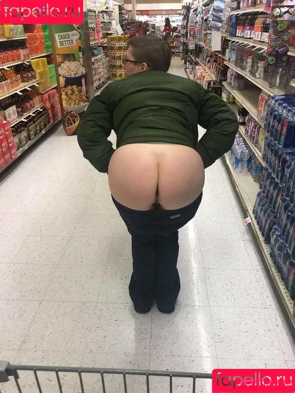 KaraTart / equalopportunitytart / karatcart Onlyfans Photo Gallery 