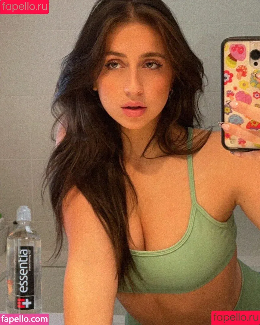 Tate McRae / tatemcrae / u41351078 Onlyfans Photo Gallery 