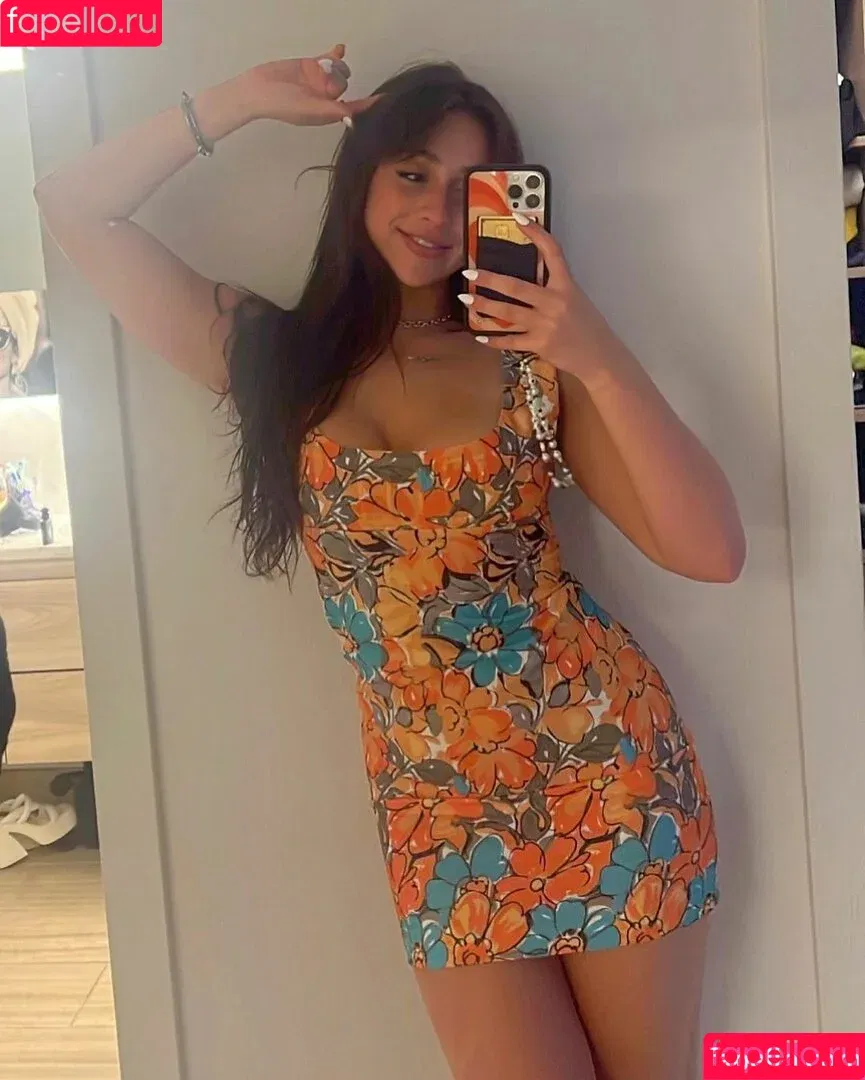 Tate McRae / tatemcrae / u41351078 Onlyfans Photo Gallery 