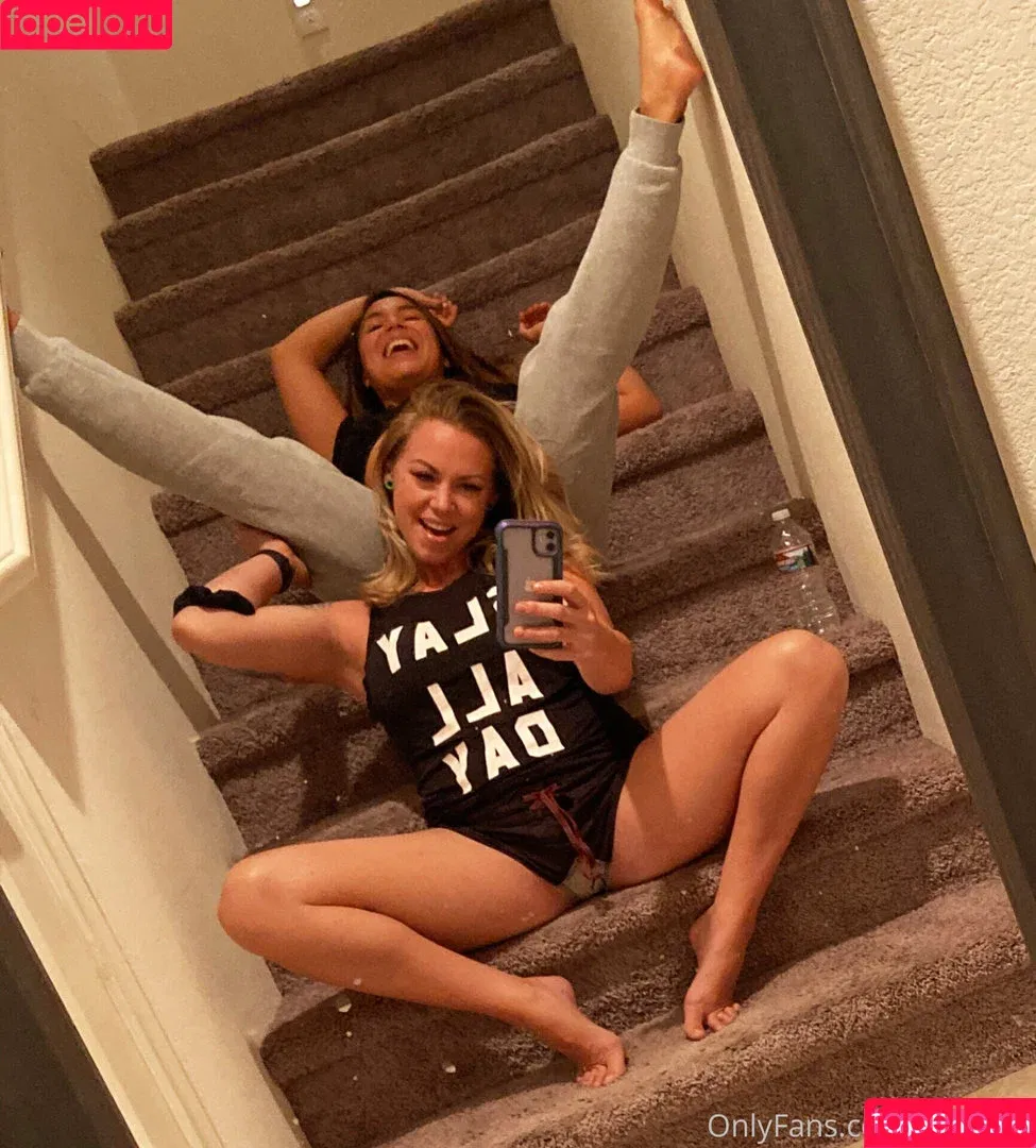 Kyra Mogwai Batara / KyraBatara / mogwai_kb Onlyfans Photo Gallery 