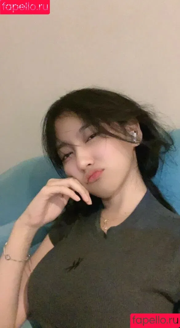 Risaatjan / notriissaaa Onlyfans Photo Gallery 