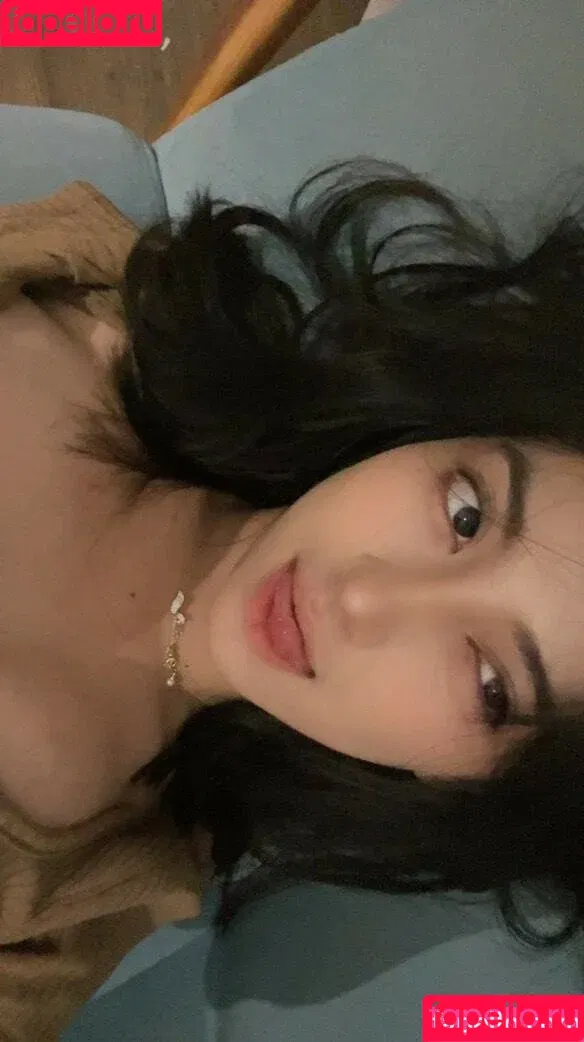 Risaatjan / notriissaaa Onlyfans Photo Gallery 