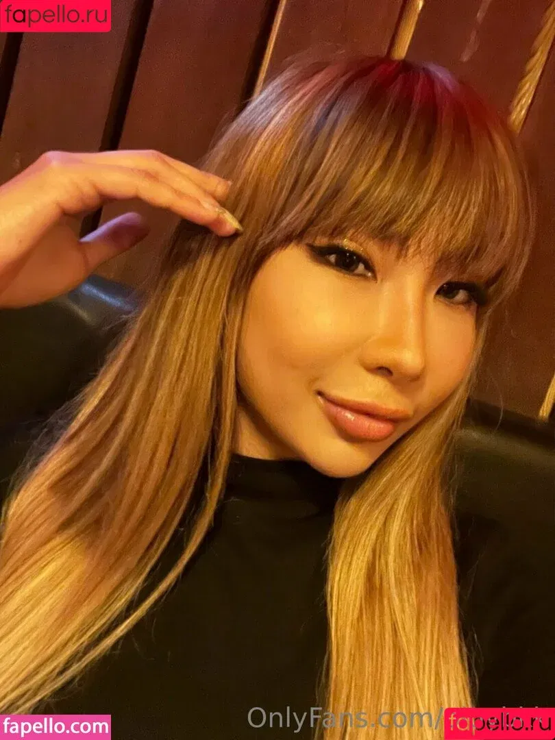 ploybkk / ploymolly Onlyfans Photo Gallery 