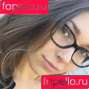 Erin Ashford / erinashford / erinashford888 / erinofashford Onlyfans Photo Gallery 