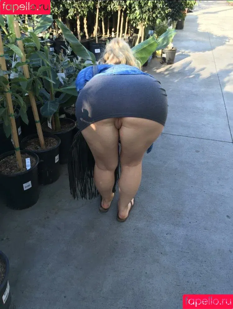 Irina Demre / https: / irinademre Onlyfans Photo Gallery 